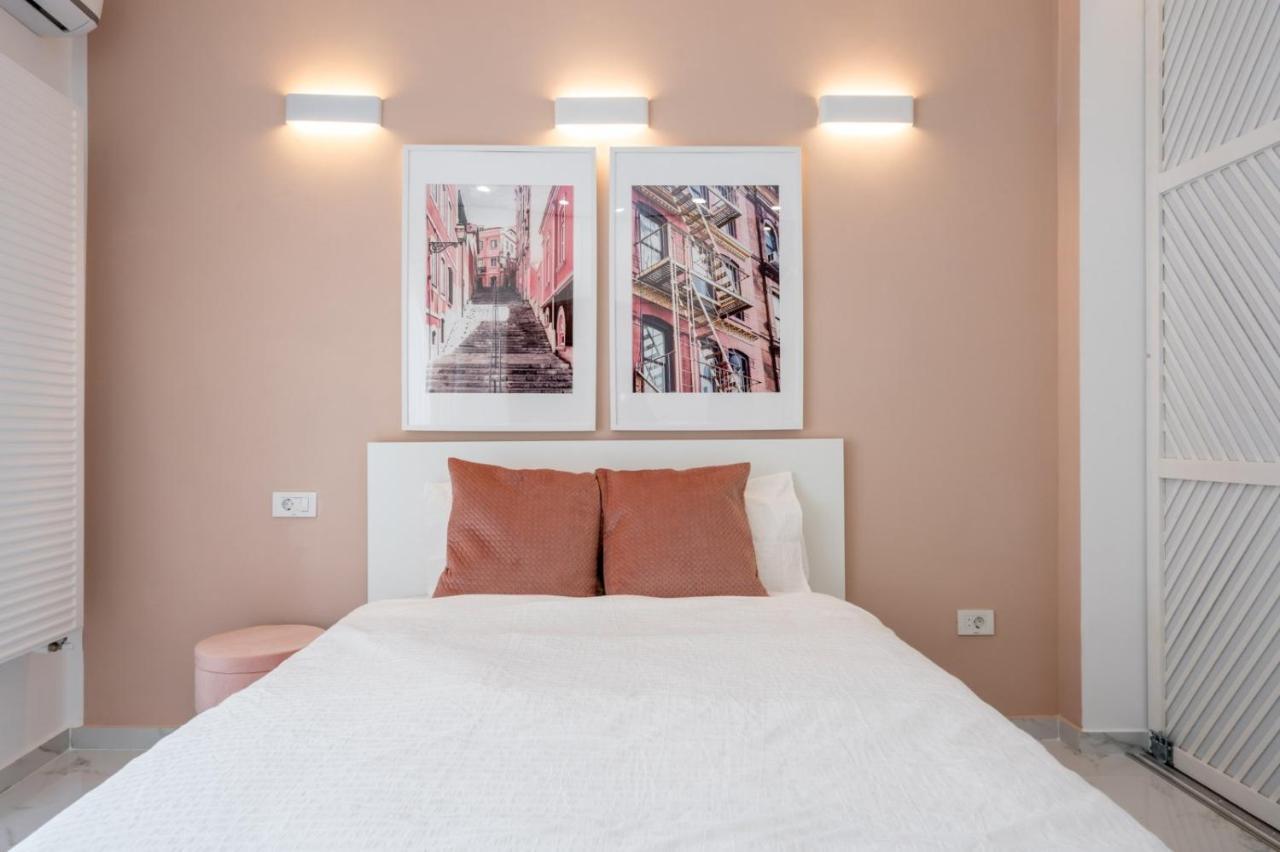 Fantastic City Center Apartment Bucareste Exterior foto