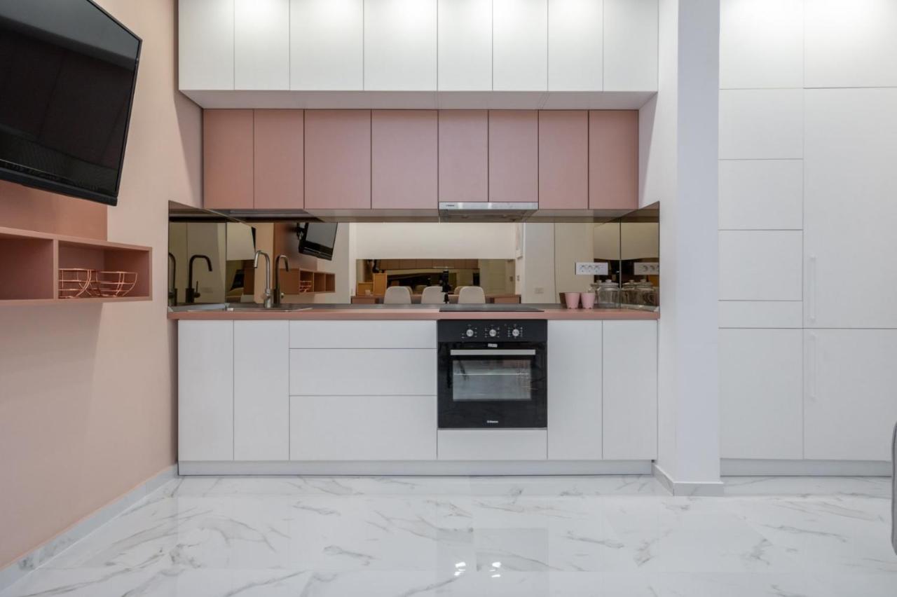 Fantastic City Center Apartment Bucareste Exterior foto